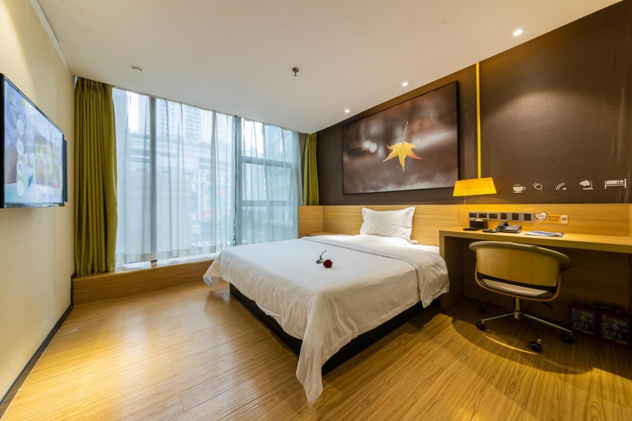 Iu Hotel Chongqing Jiefangbei Zewnętrze zdjęcie