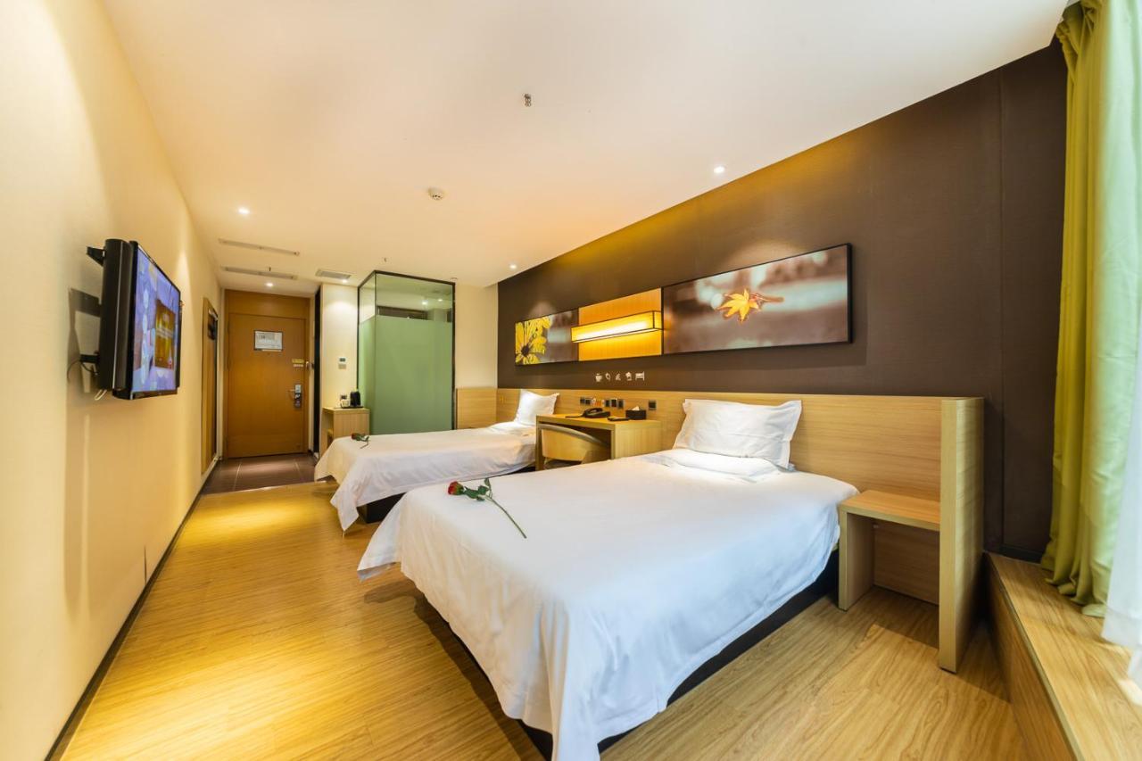 Iu Hotel Chongqing Jiefangbei Zewnętrze zdjęcie
